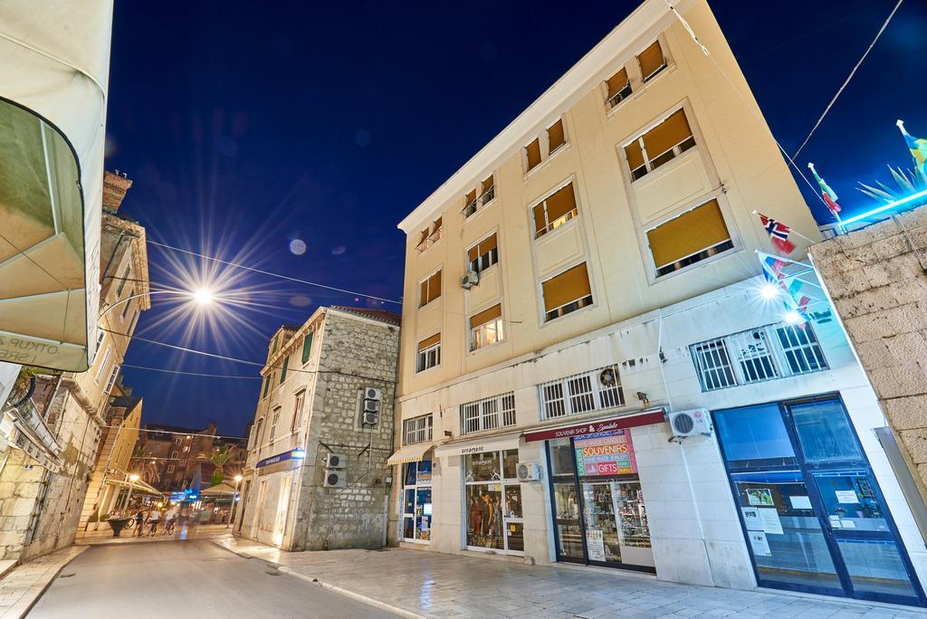 Penthouse Priuli Apartment Split Exterior photo